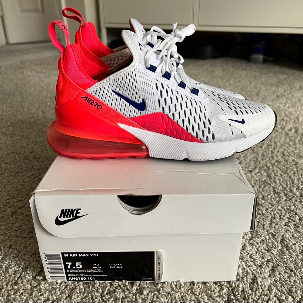 Nike AirMax 270